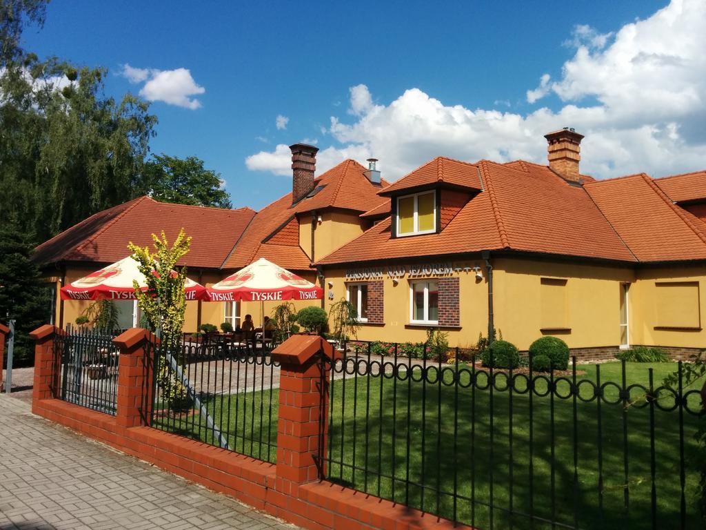 Pensjonat Nad Jeziorem Hotel Mysliborz Exterior photo