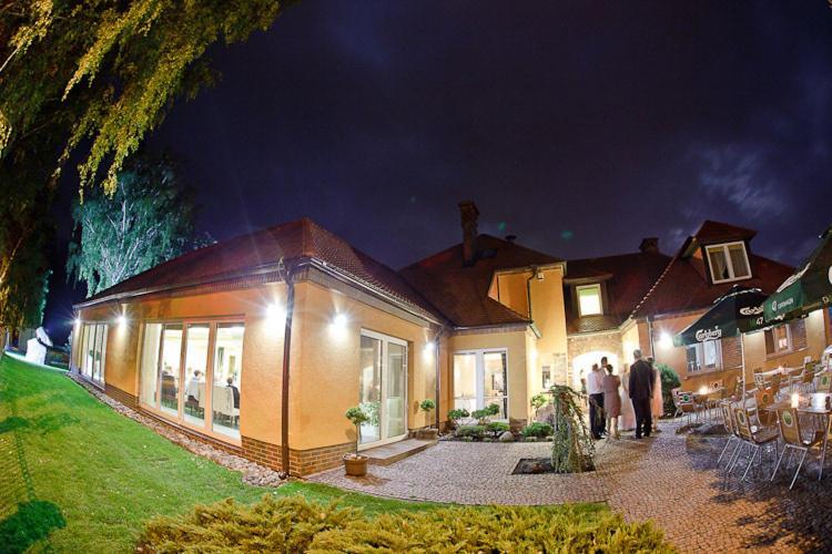 Pensjonat Nad Jeziorem Hotel Mysliborz Exterior photo