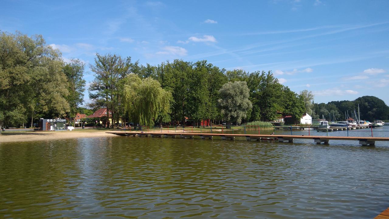Pensjonat Nad Jeziorem Hotel Mysliborz Exterior photo